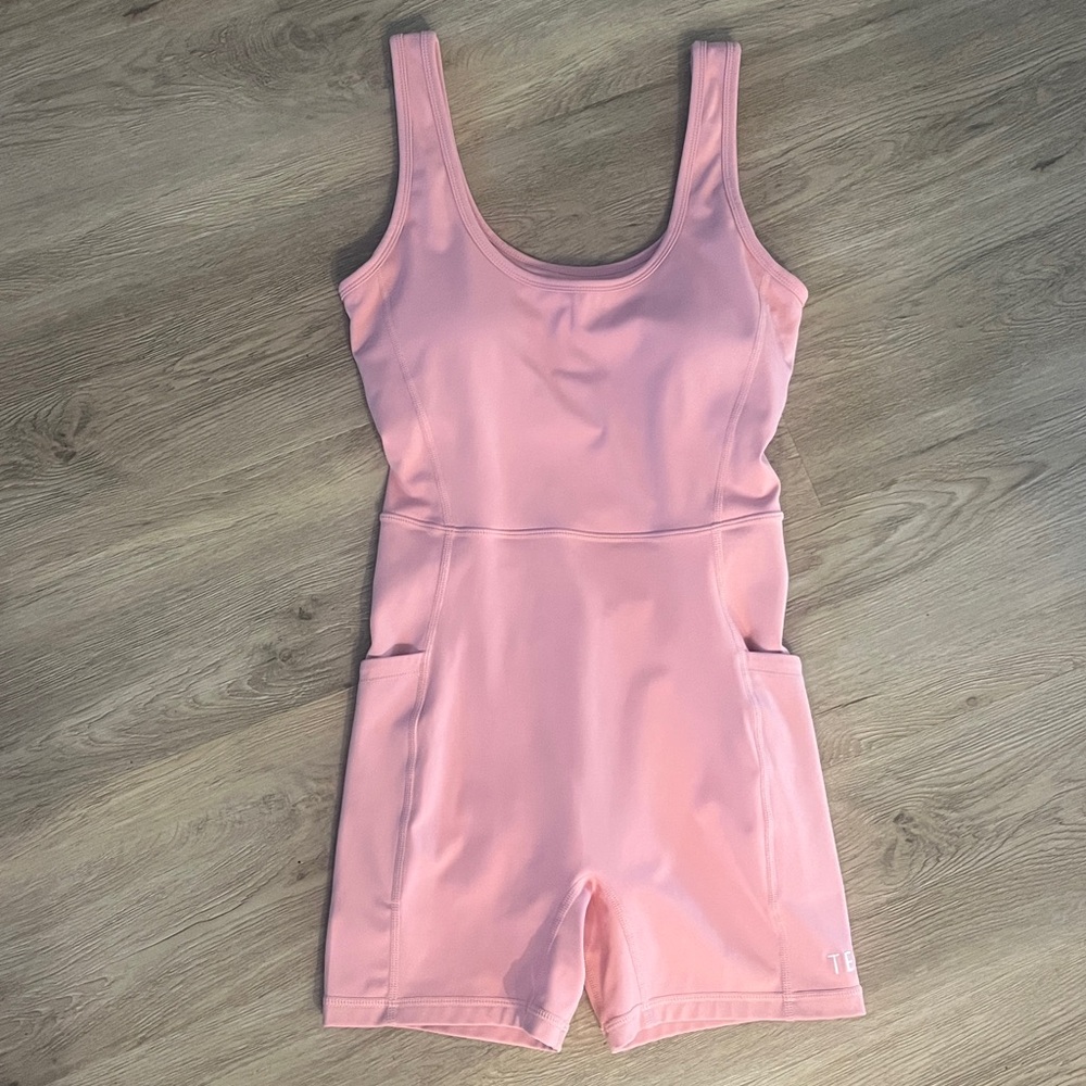 Active by TEAL strawberry romper Size Small